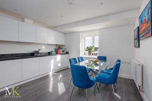 Photo 30- click for photo gallery